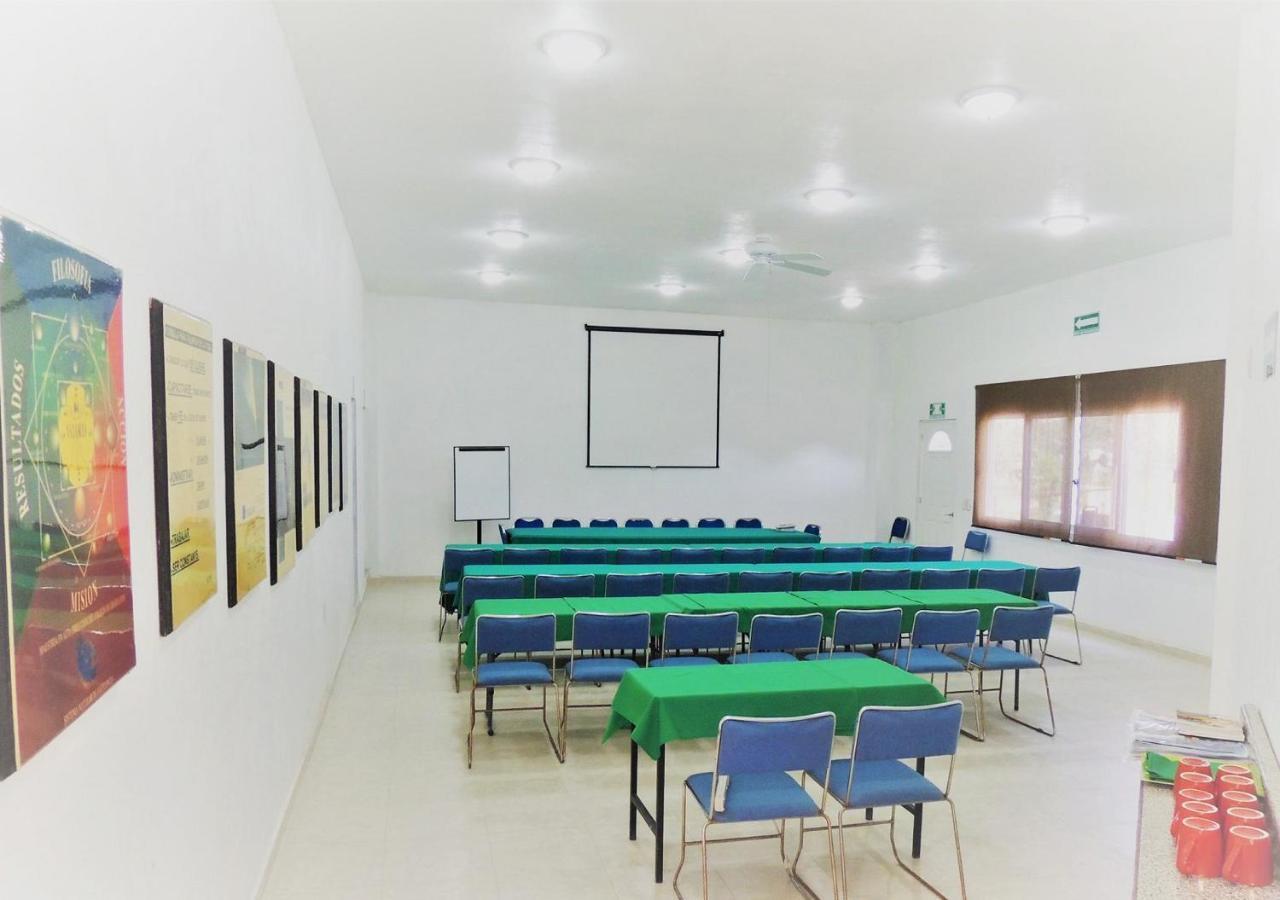 Hotel Quinta De La Rosa Cuautla  Экстерьер фото