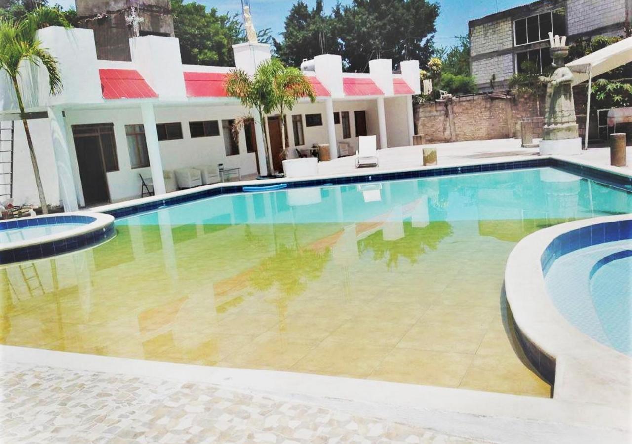 Hotel Quinta De La Rosa Cuautla  Экстерьер фото