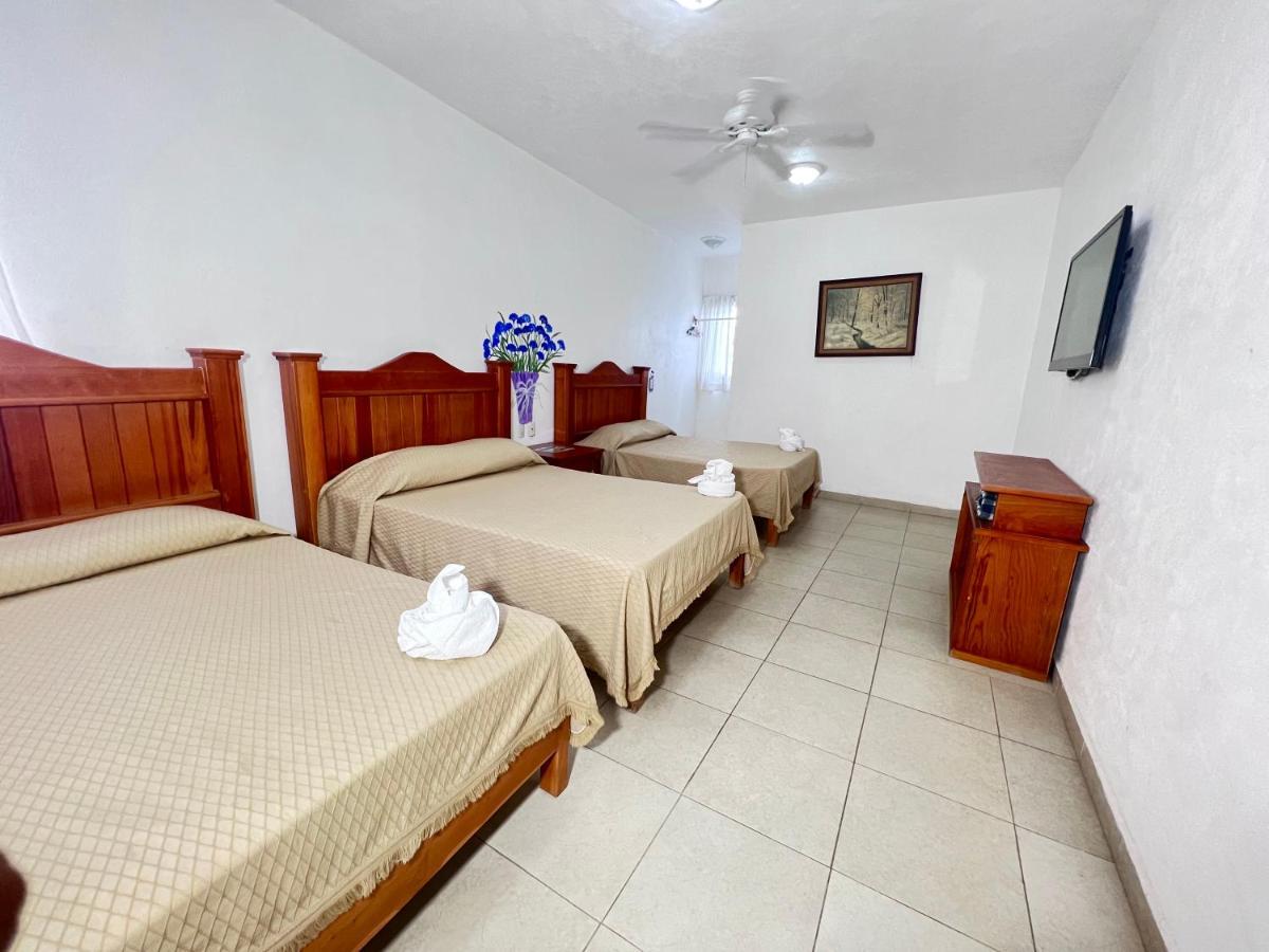Hotel Quinta De La Rosa Cuautla  Экстерьер фото
